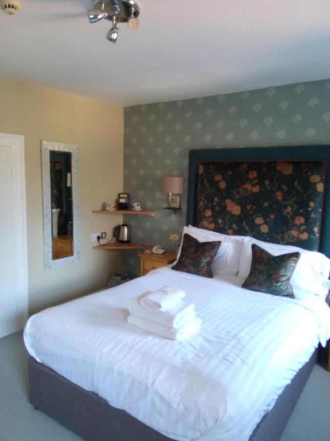 Mulberry House Guest House Ongar Bagian luar foto