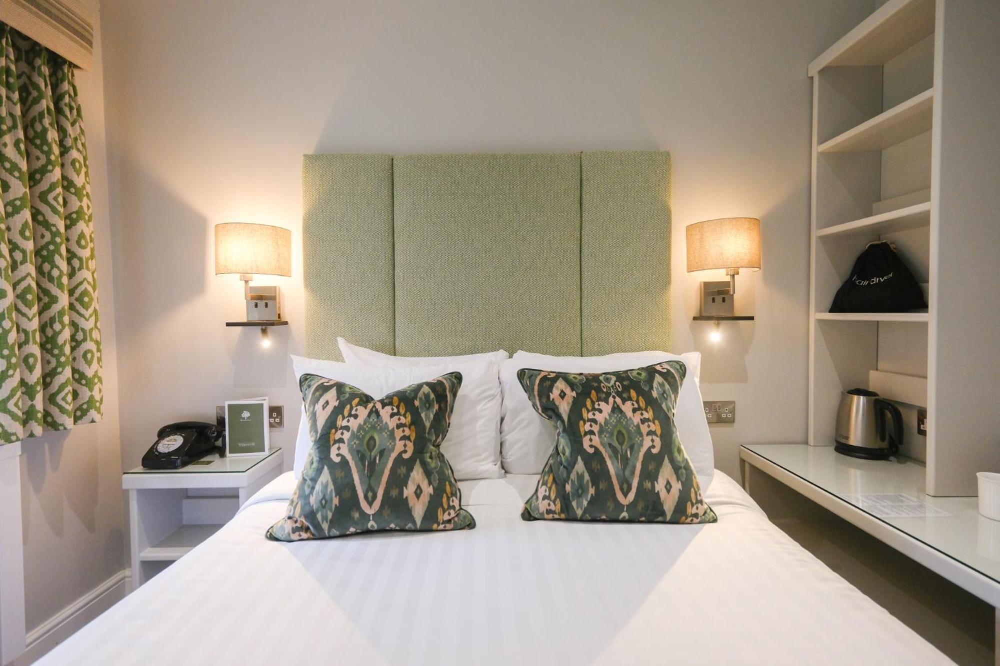 Mulberry House Guest House Ongar Bagian luar foto